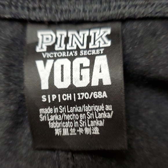 PINK Victoria's Secret Black Yoga Leggings with Bold Branding Sz.S/p - Picture 7 of 13